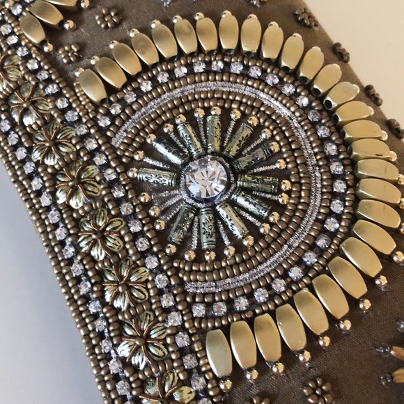 Handmade beaded clutch - Picture 3 of 5